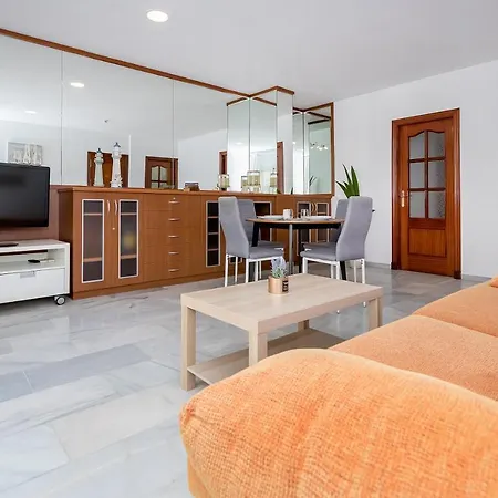 Boliches Terrace Aparment Appartement *